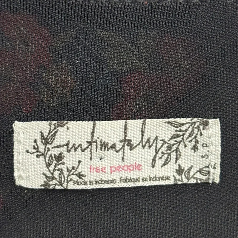 Intimately Free People Let‎ Me Love Satin Cami Womens S Black Floral Whimsigoth